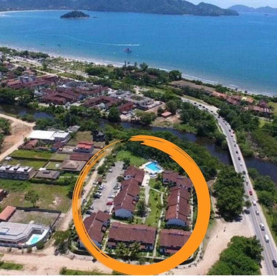Casa Ideal Em Condominio Fechado A 200M Da Praia Maranduba, Area De Lazer Completa 乌巴图巴 外观 照片