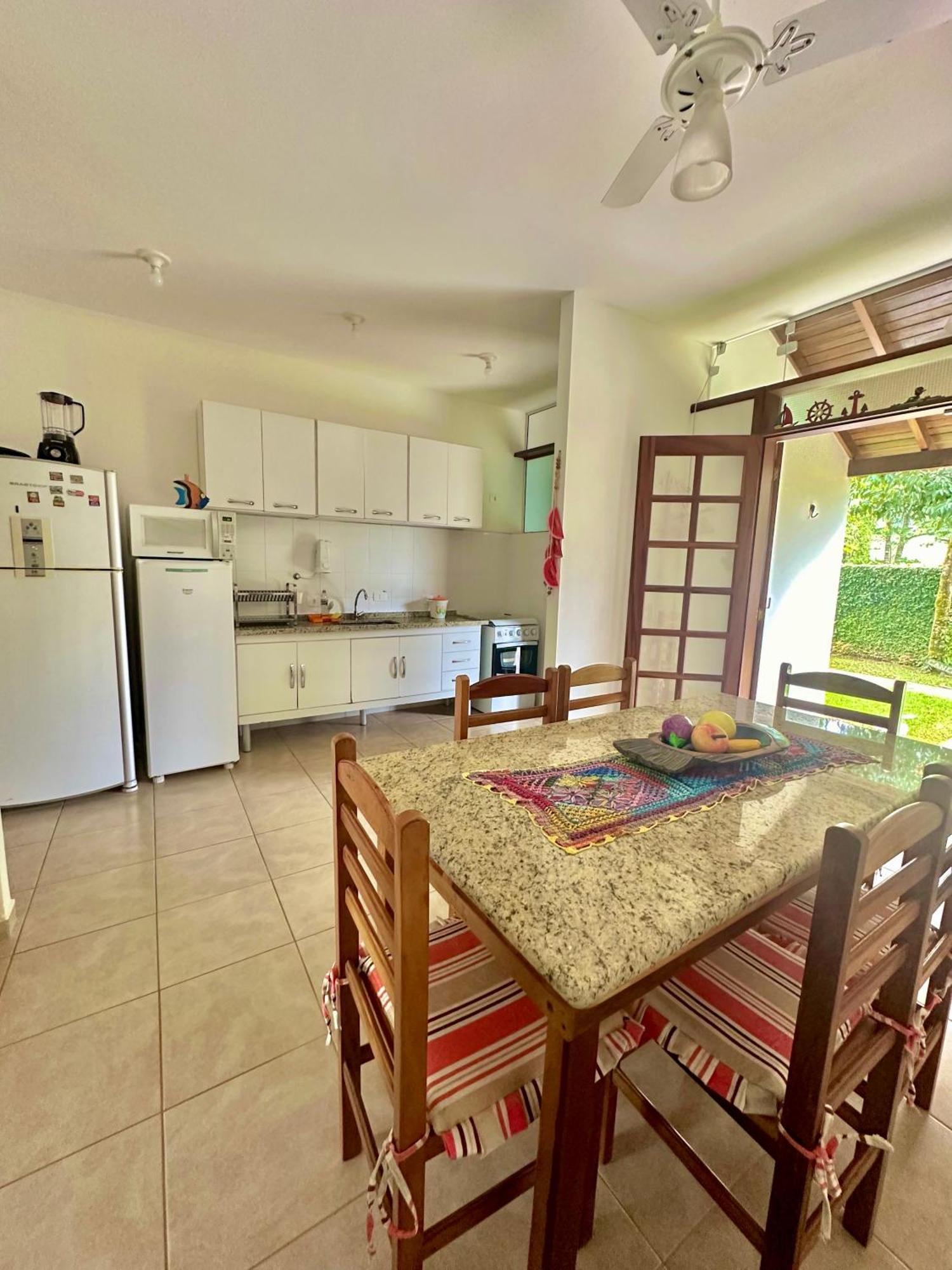 Casa Ideal Em Condominio Fechado A 200M Da Praia Maranduba, Area De Lazer Completa 乌巴图巴 外观 照片